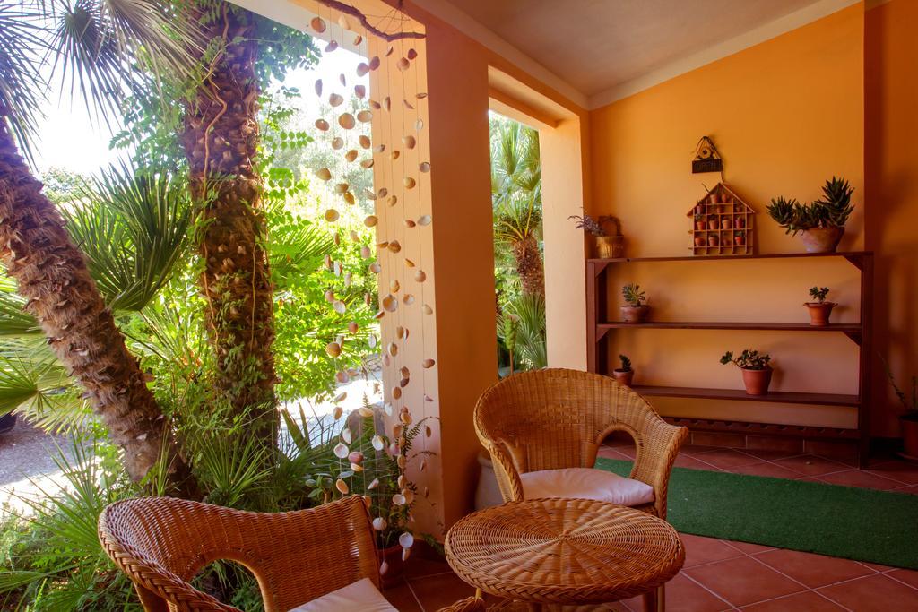Càbras Hotel Ristorante Sa Pedrera מראה חיצוני תמונה