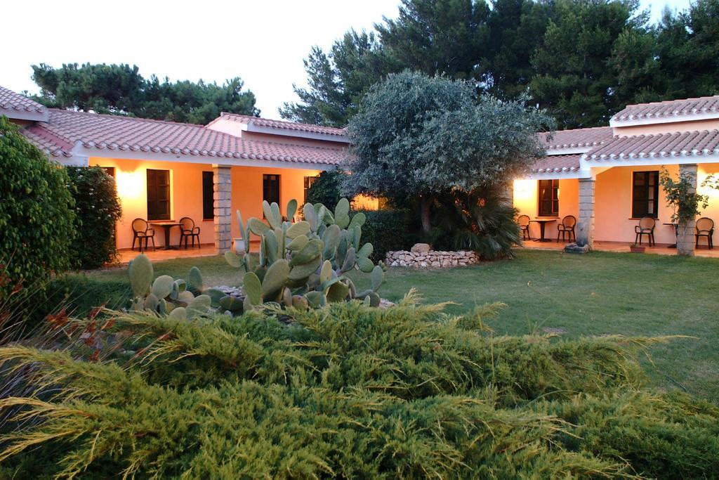 Càbras Hotel Ristorante Sa Pedrera מראה חיצוני תמונה