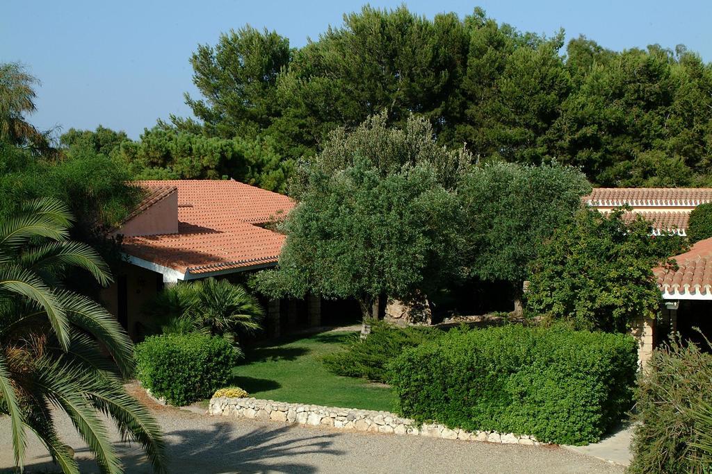 Càbras Hotel Ristorante Sa Pedrera מראה חיצוני תמונה